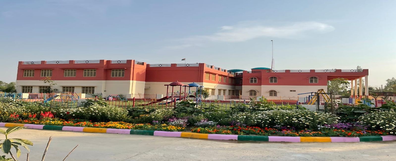 ASP Vidyapeeth Campus - Slide 1